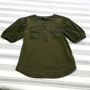 Puff sleeve top Size M